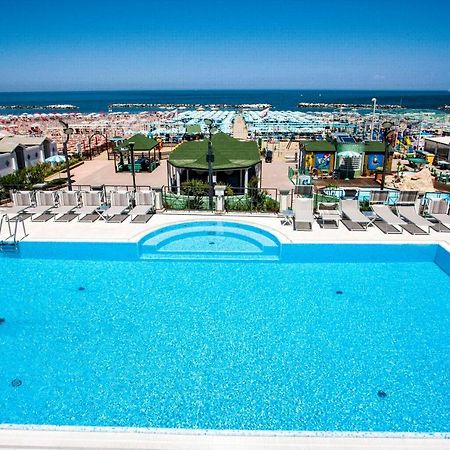 Hotel Sayonara Cattolica Exterior foto